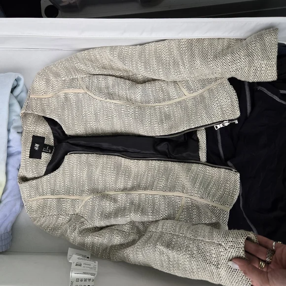 H&M Textured Cream Jacket - Picture 1 of 1